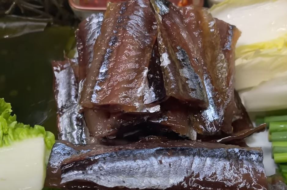 꽁치 vs 청어 과메기, 맛과 건강을 위한 선택은?